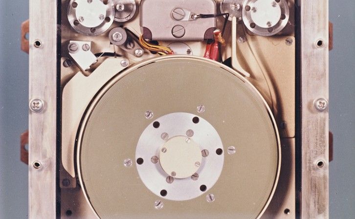 Digital data from Mariner 4's camera was recorded on a tape recorder similar to this one and then played back twice and transmitted to Earth.