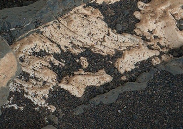 This view from the Mars Hand Lens Imager (MAHLI) on the arm of NASA's Curiosity Mars rover shows texture within a light-toned vein at a site called "Garden City" on lower Mount Sharp.