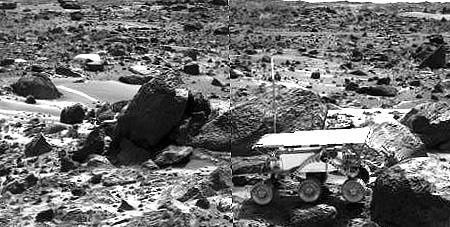 This image shows NASA's Sojourner rover's Alpha Proton X-ray Spectrometer (APXS) deployed against the rock 'Stimpy' on the afternoon of Sol 68 (September 11, 1997).