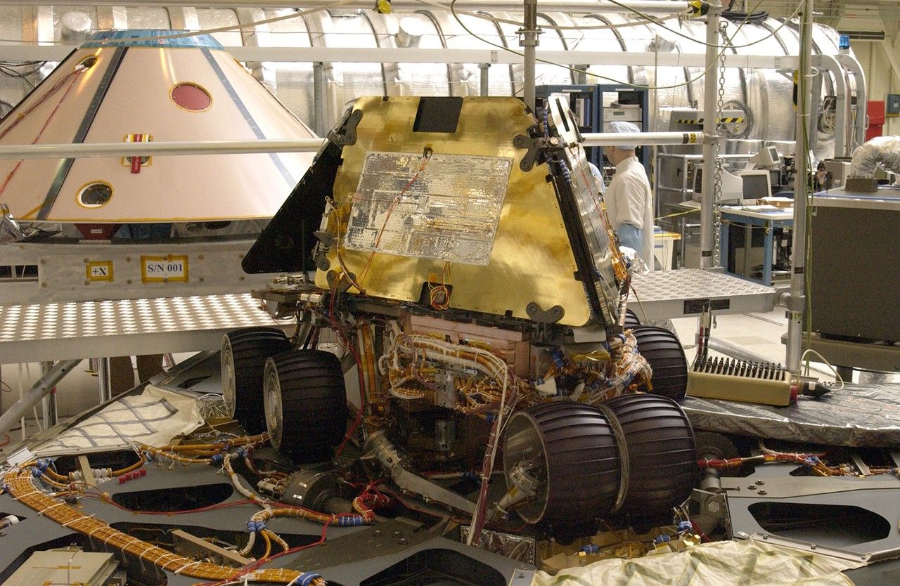 Mars Exploration Rovers: Rover 1 and lander - NASA Science