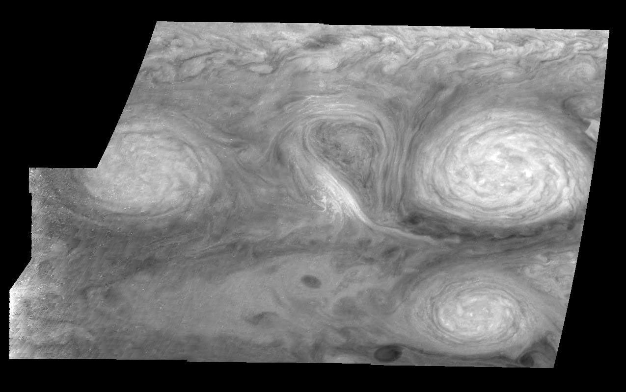 These images, taken on February 19, 1997 by NASA's Galileo orbiter, show two of the three long-lived White Ovals that formed to the south of the Jupiter's Great Red Spot.