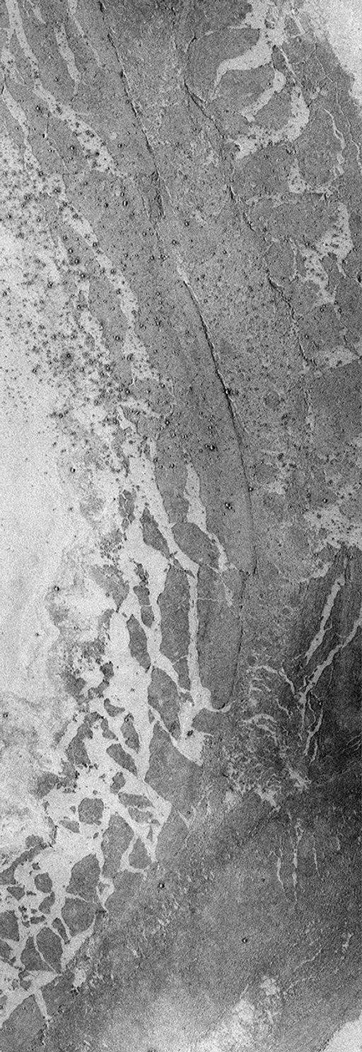 On June 25, 1998, NASA's Mars Global Surveyor captured a portion of Marte Vallis, thought by some to have been carved by a giant water flood.