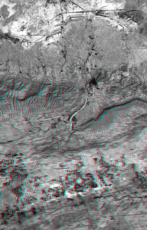 This anaglyph NASA's Shuttle Radar Topography Mission, shows the Haro and Kas Hills of the Kachchh region in western India. 3D glasses are necessary to view this image.