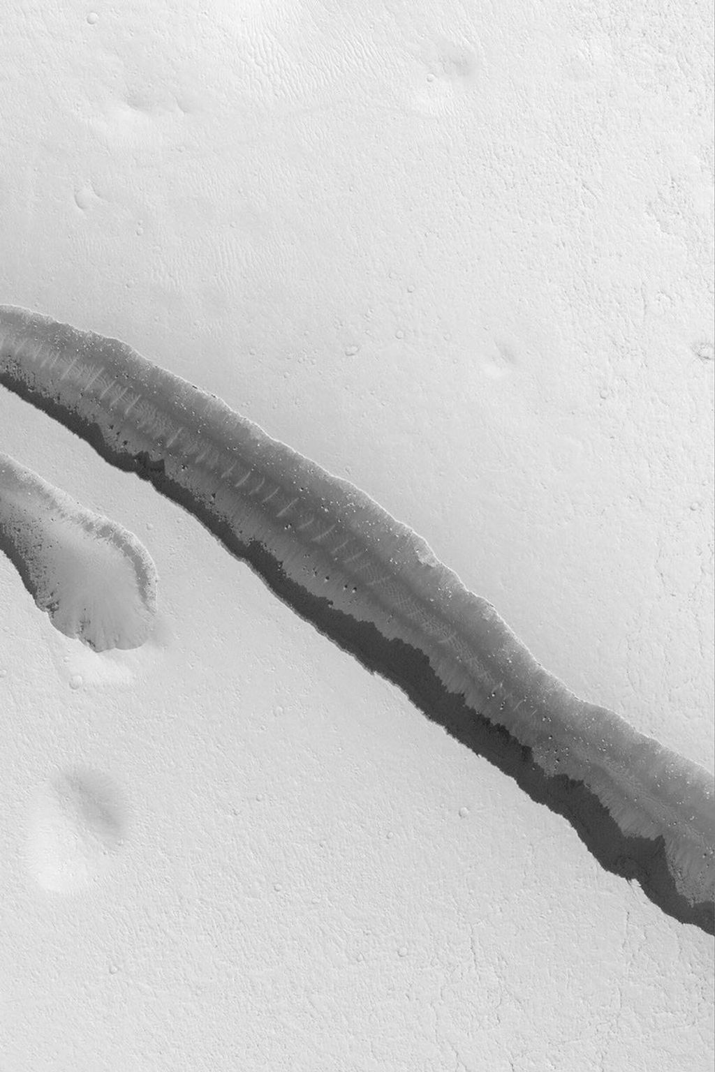 NASA's Mars Global Surveyor shows