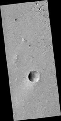 Click here for larger version of PIA09105 full HiRISE image