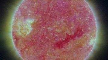 Click here for right eye view of PIA09324