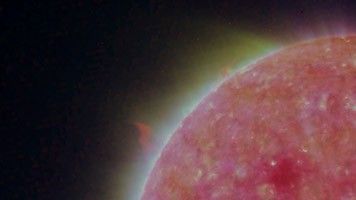 Click here for left eye view of PIA09332