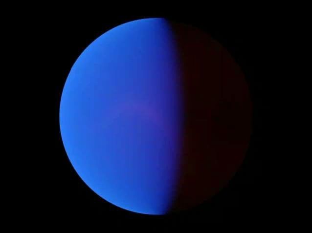 This image from NASA's Spitzer Space Telescope shows a computer simulation of the planet HD 80606b from an observer located at a point in space lying between the Earth and the HD 80606 system.