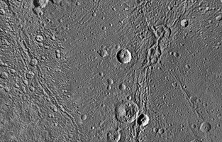 Click here for larger version of PIA12827 Unlabeled Lagus Terrain Section