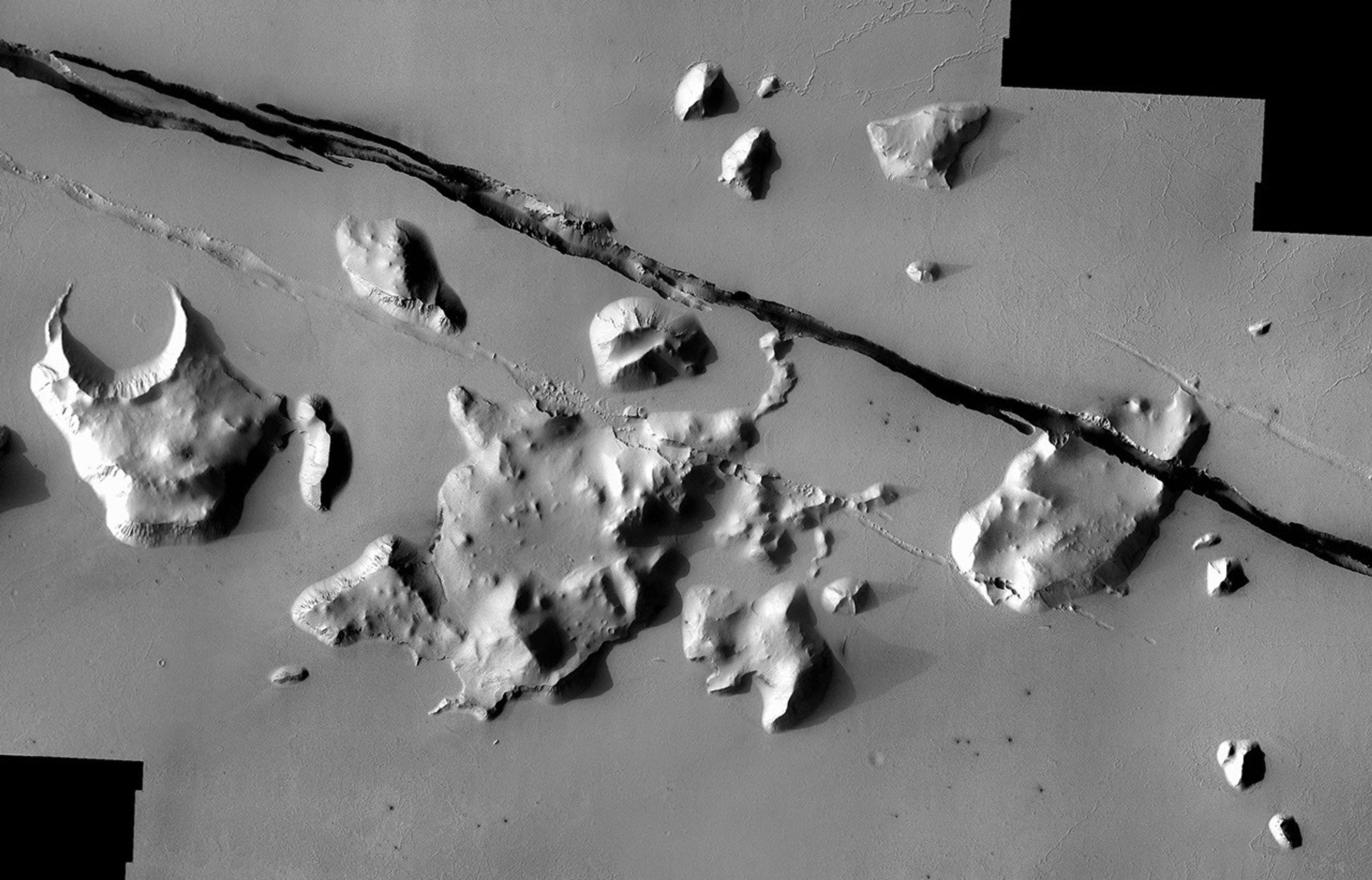 Mars Odyssey All Stars: Cerberus Crack - NASA Science