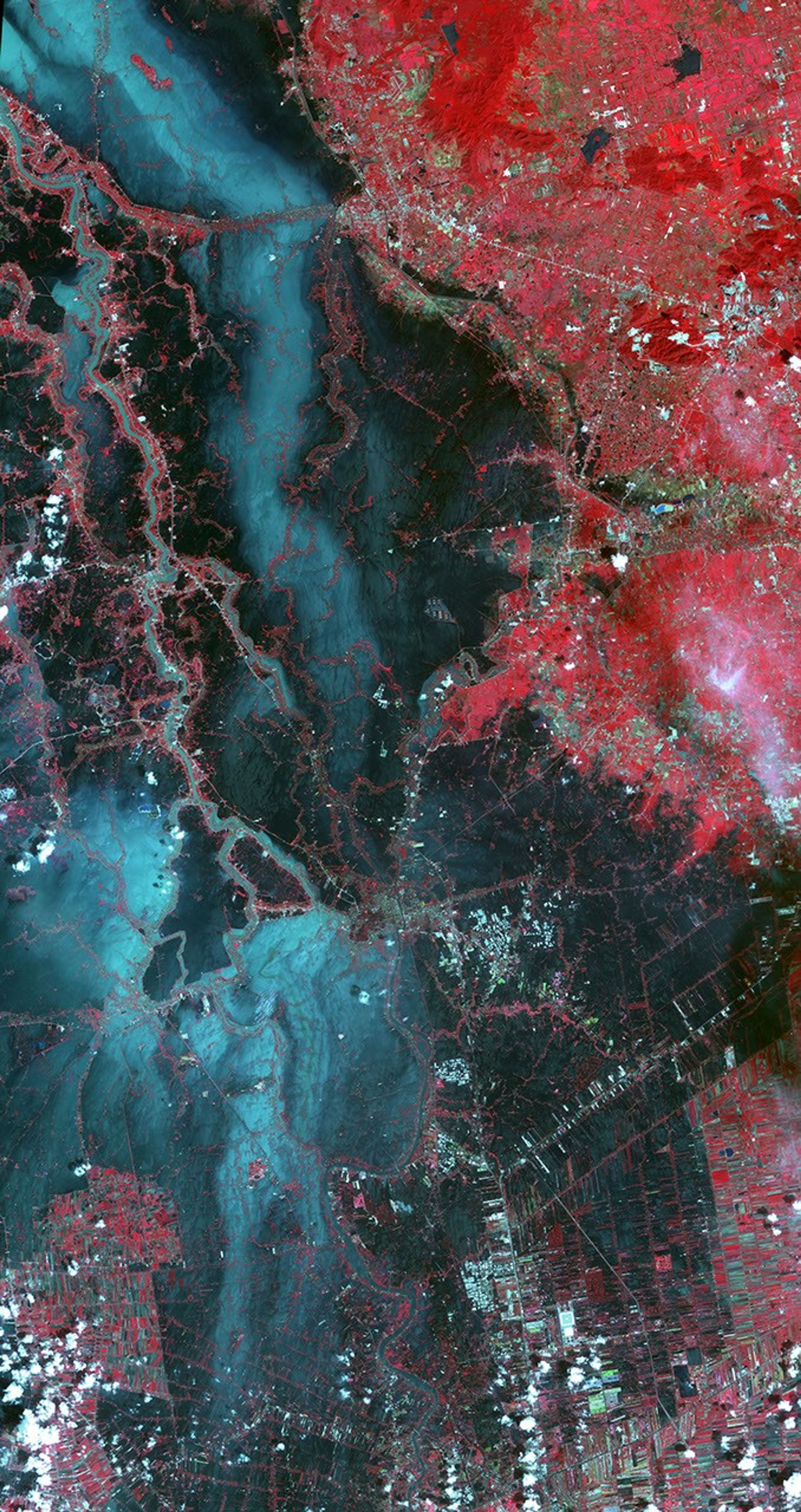 On Oct. 23, 2011, when this image from NASA's Terra spacecraft was acquired, flood waters were approaching the capital city of Bangkok as the Ayutthaya River overflowed its banks.