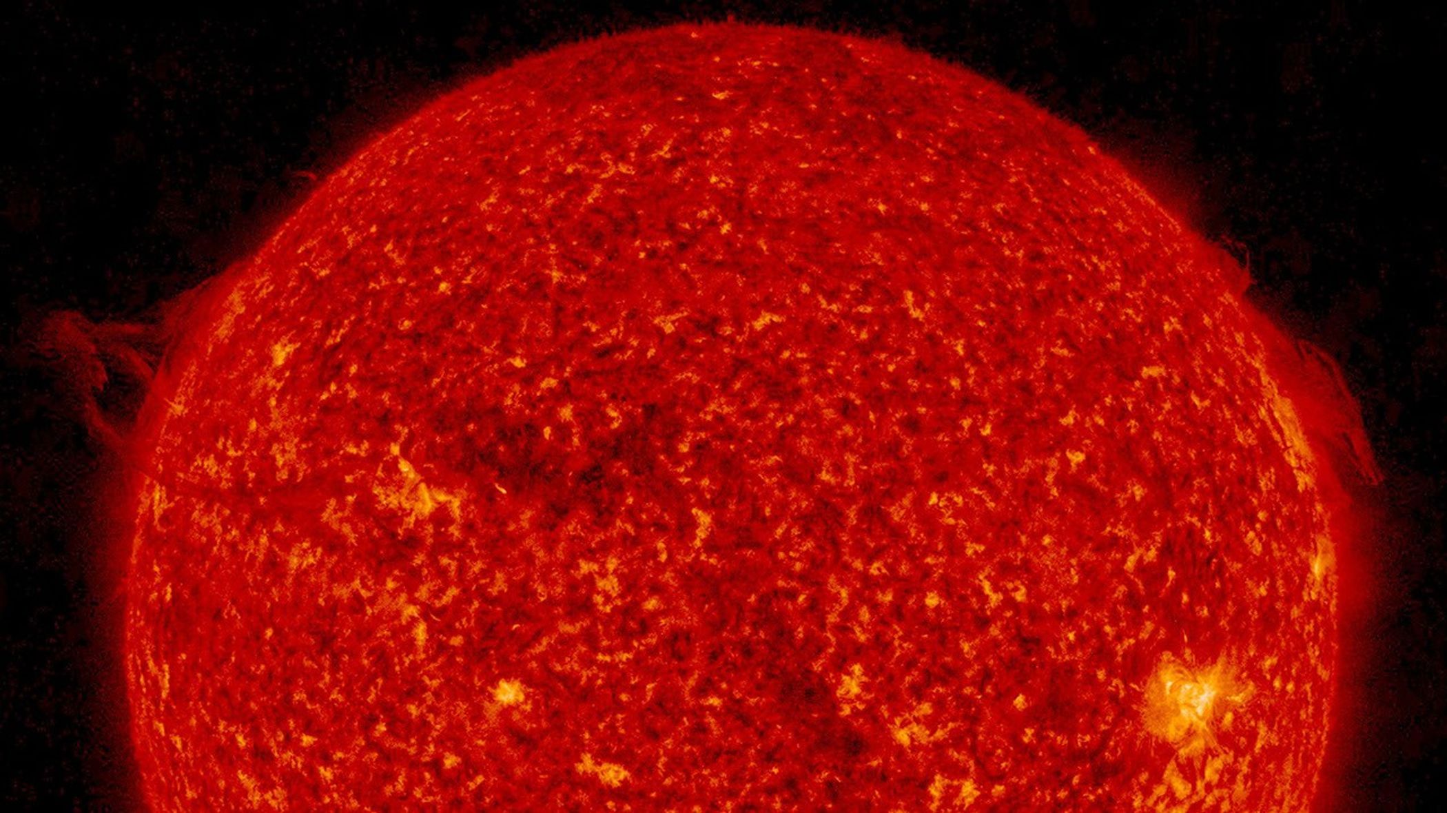 NASA's Solar Dynamics Observatory observed the sun produced swirling prominence activity of both its side, one after the other, over two days (Dec. 7-8, 2016).