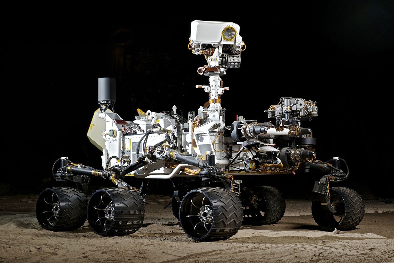 This photograph shows the Vehicle System Test Bed (VSTB) rover, a nearly identical copy to NASA's Curiosity rover on Mars.