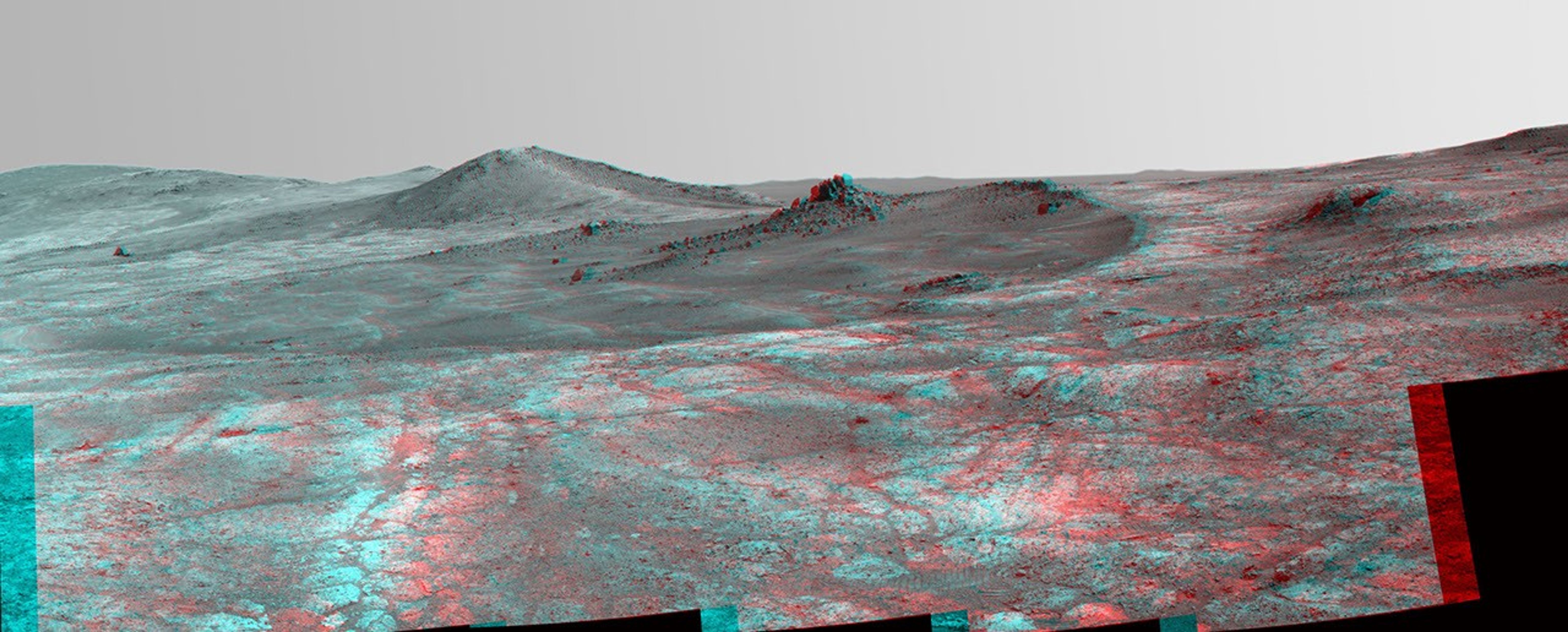 Rock Spire in 'Spirit of St. Louis Crater' on Mars (Stereo) - NASA Science