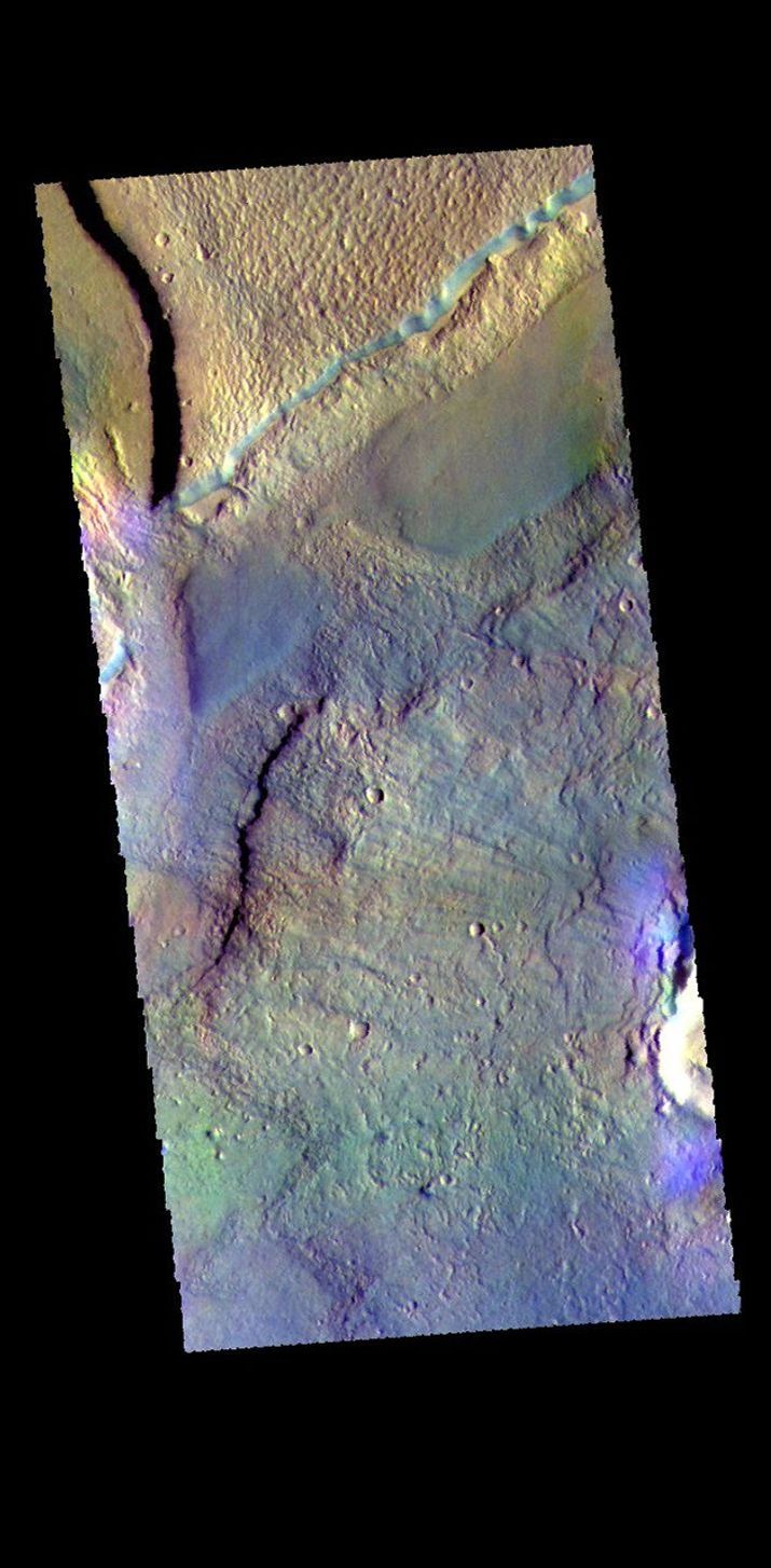 This image from NASA's Mars Odyssey shows a graben located in Acidalia Planitia.