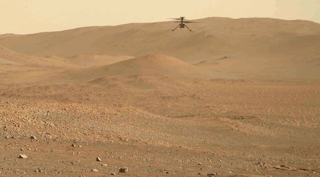 Perseverance Rover Watches Ingenuity Mars Helicopter's 54th Flight ...