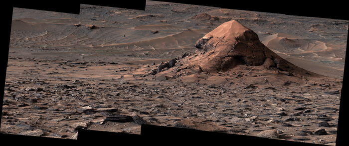NASA’s Curiosity Views a Sand-Capped Butte