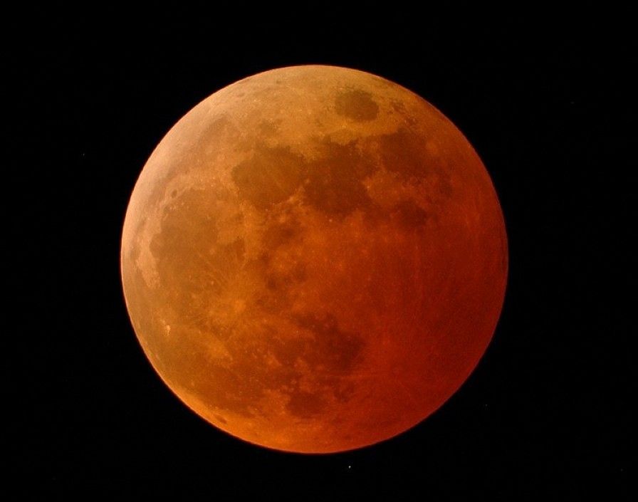red moon