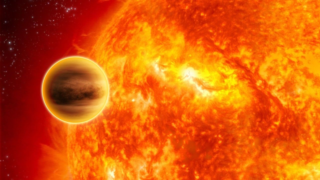 Illustration of planet very close to star.