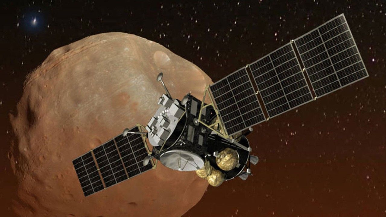 Spacecraft over moon.
