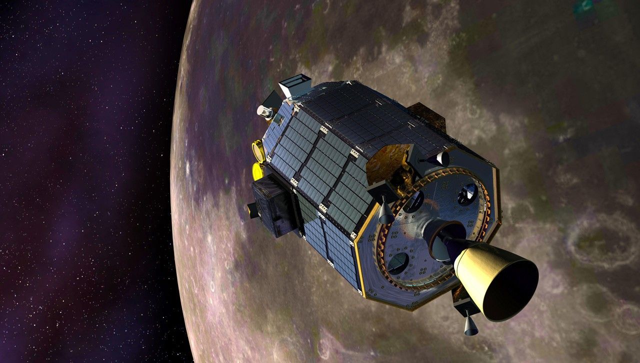Spacecraft above the lunar surface.