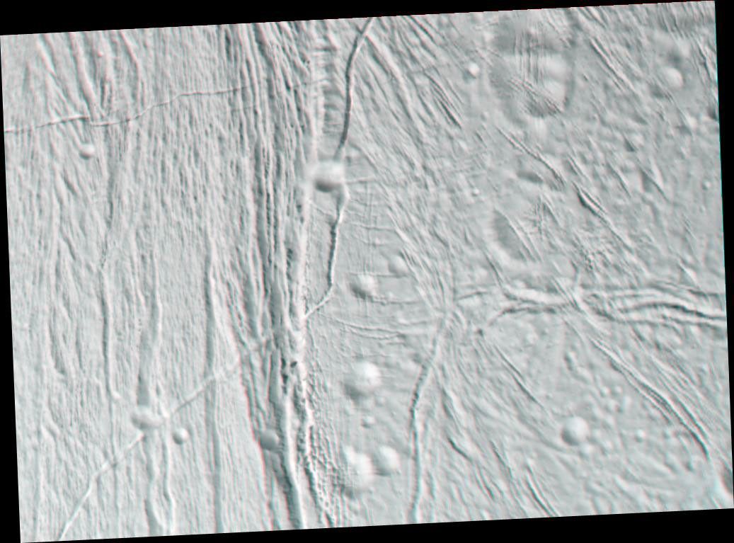 Close-up view of Enceledus (3-D)