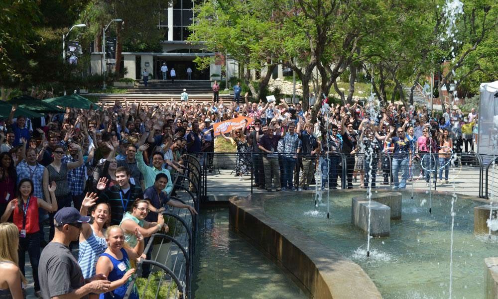 A Crowd at JPL Wave at Saturn