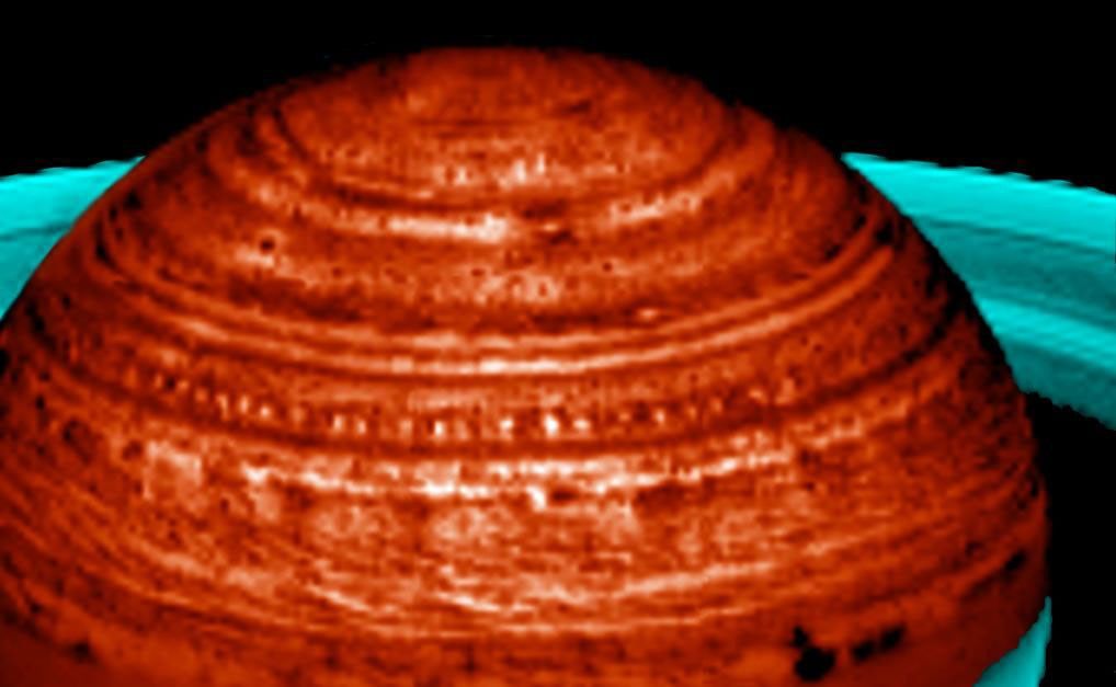 Saturn in infrared