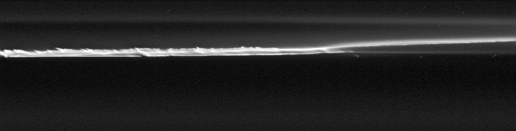 A close-up view of the core of Saturn's F ring