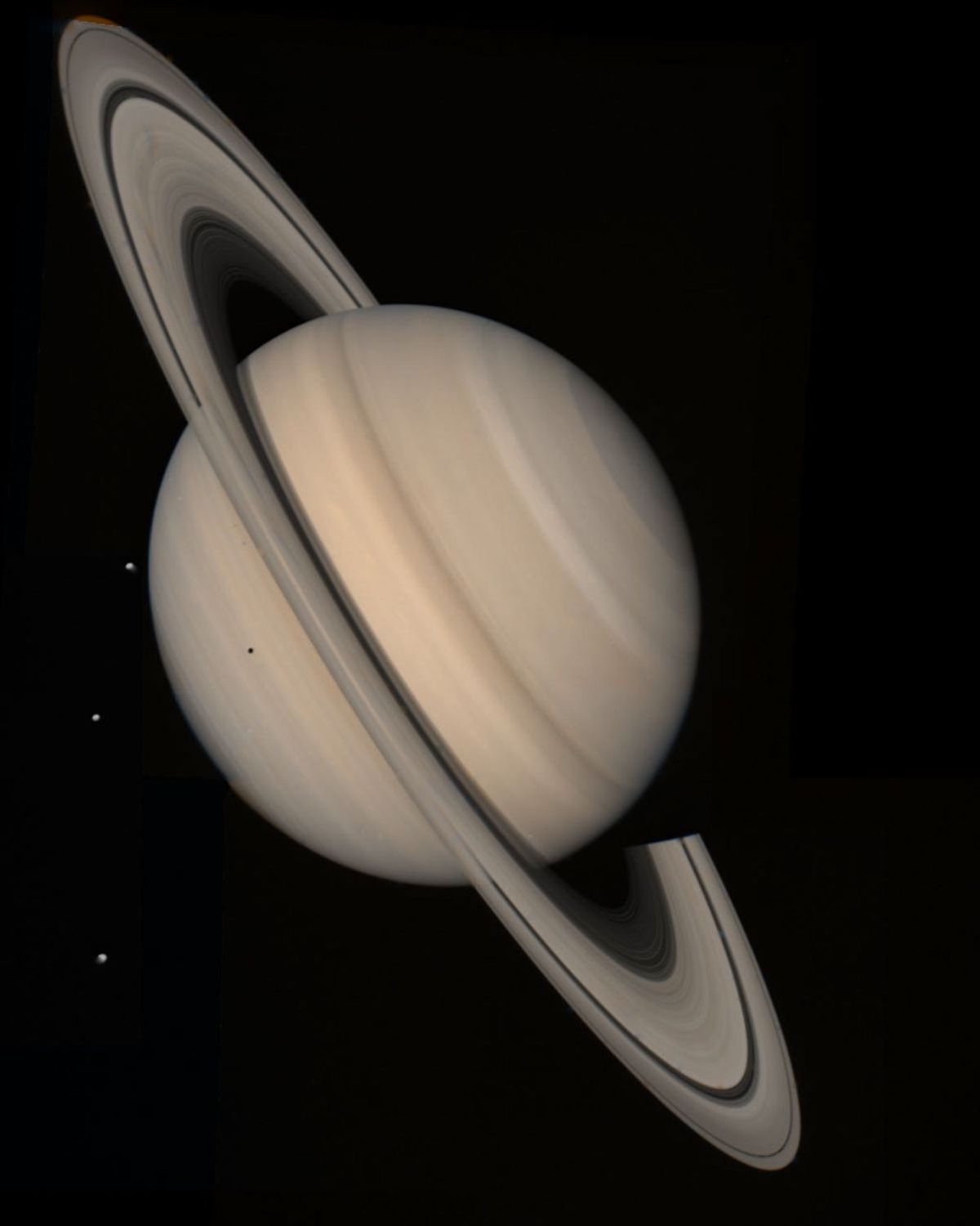 This Voyager 2 image of Saturn was acquired on Aug. 4, 1981, from a distance of 21 million kilometers (13 million miles).