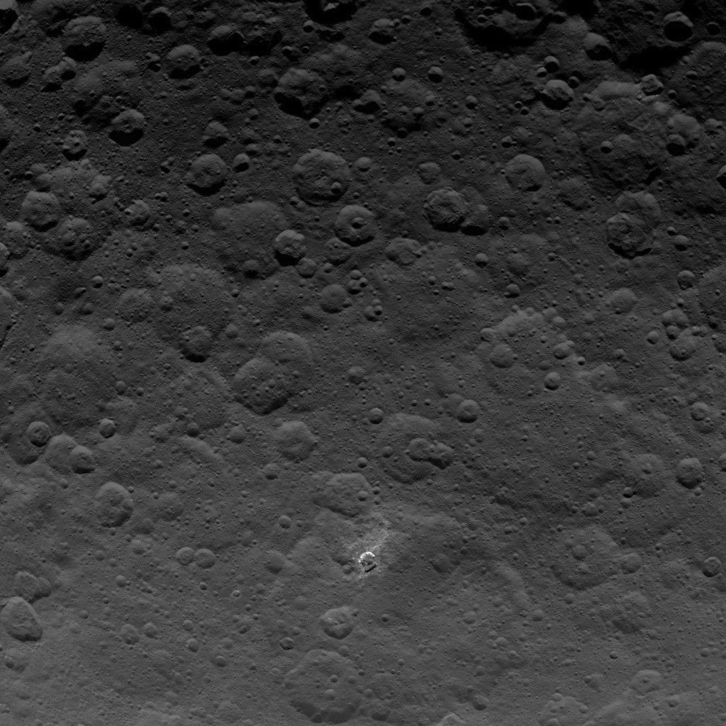 Dawn Survey Orbit Image 25