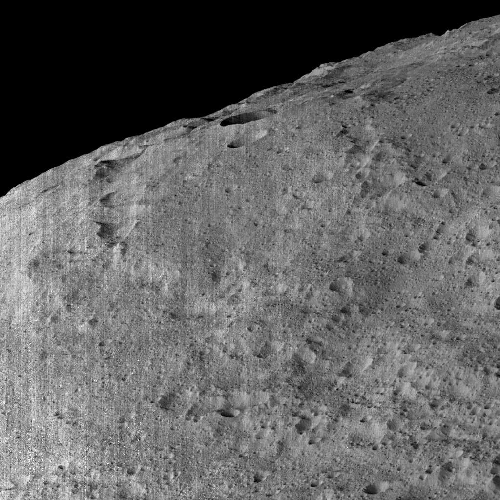 Dawn's Lowest Orbit: Southern Mid-Latitudes