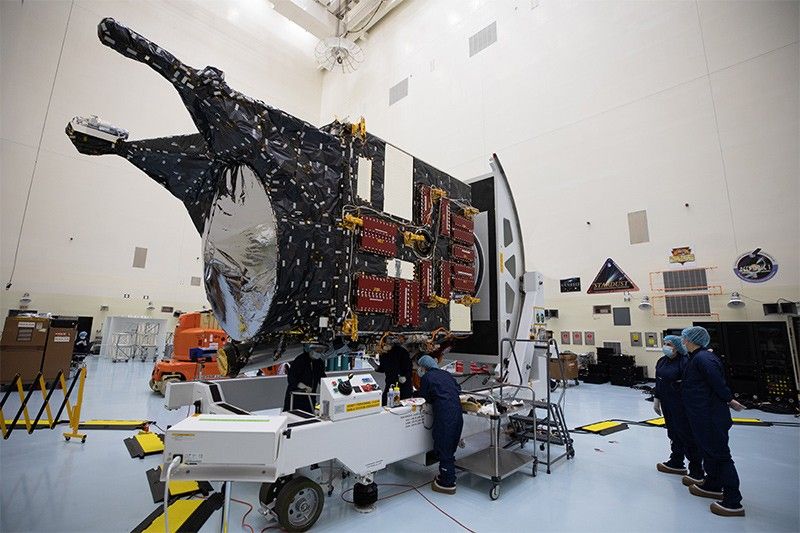 At launch, the spacecraft had a mass of about 6,056 pounds (2,747 kilograms).